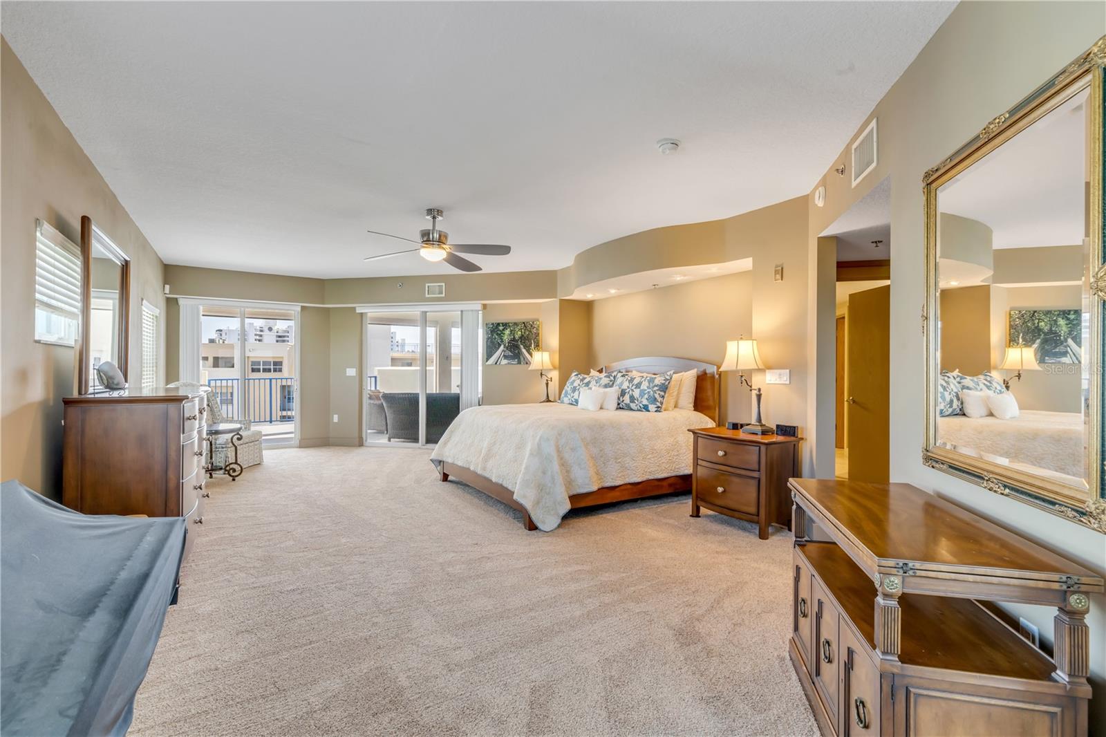 Image 25 of 65 For 5300 Atlantic Avenue 10-605