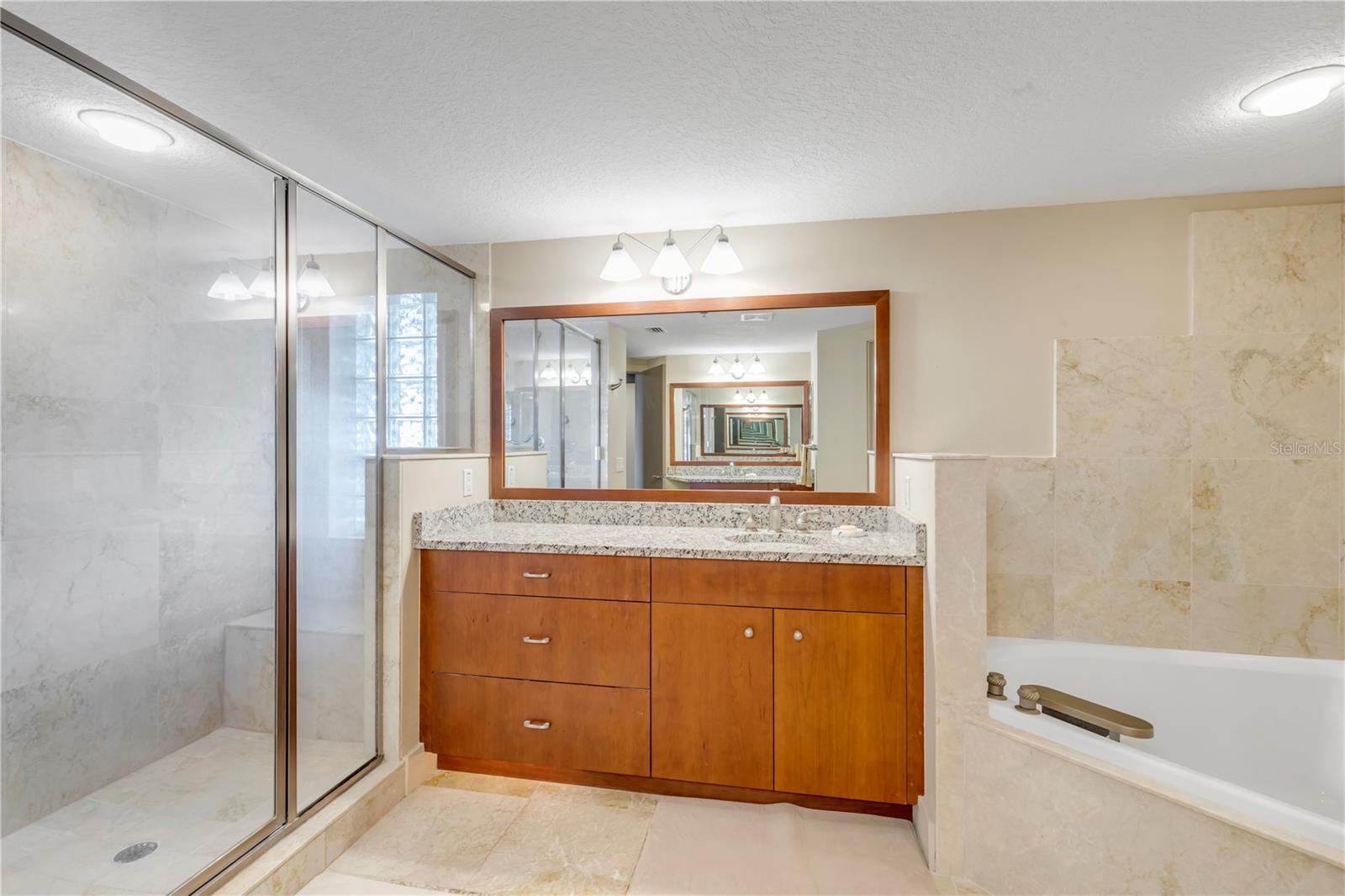 Image 28 of 65 For 5300 Atlantic Avenue 10-605