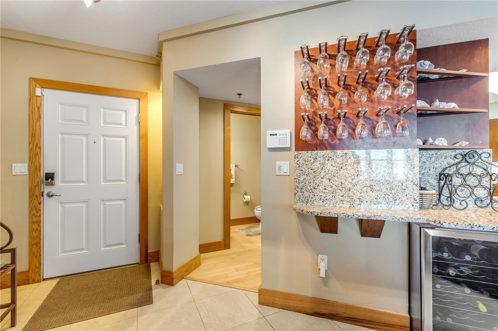 Image 5 of 65 For 5300 Atlantic Avenue 10-605