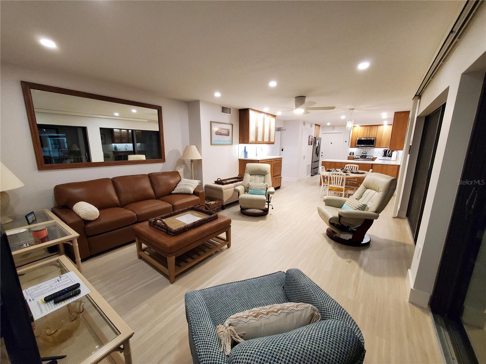 Image 2 of 14 For 1571 Atlantic Avenue 405