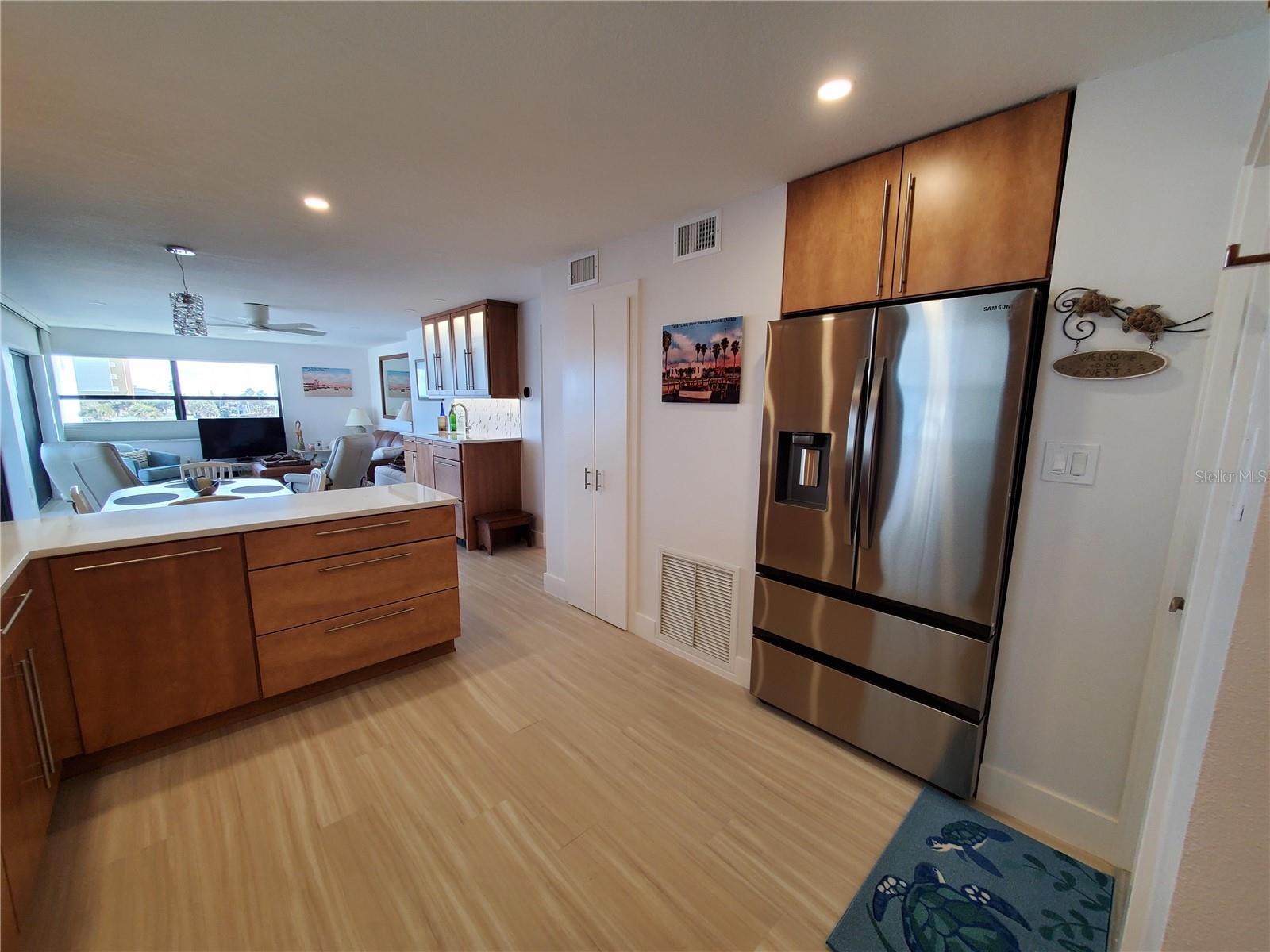 Image 5 of 14 For 1571 Atlantic Avenue 405