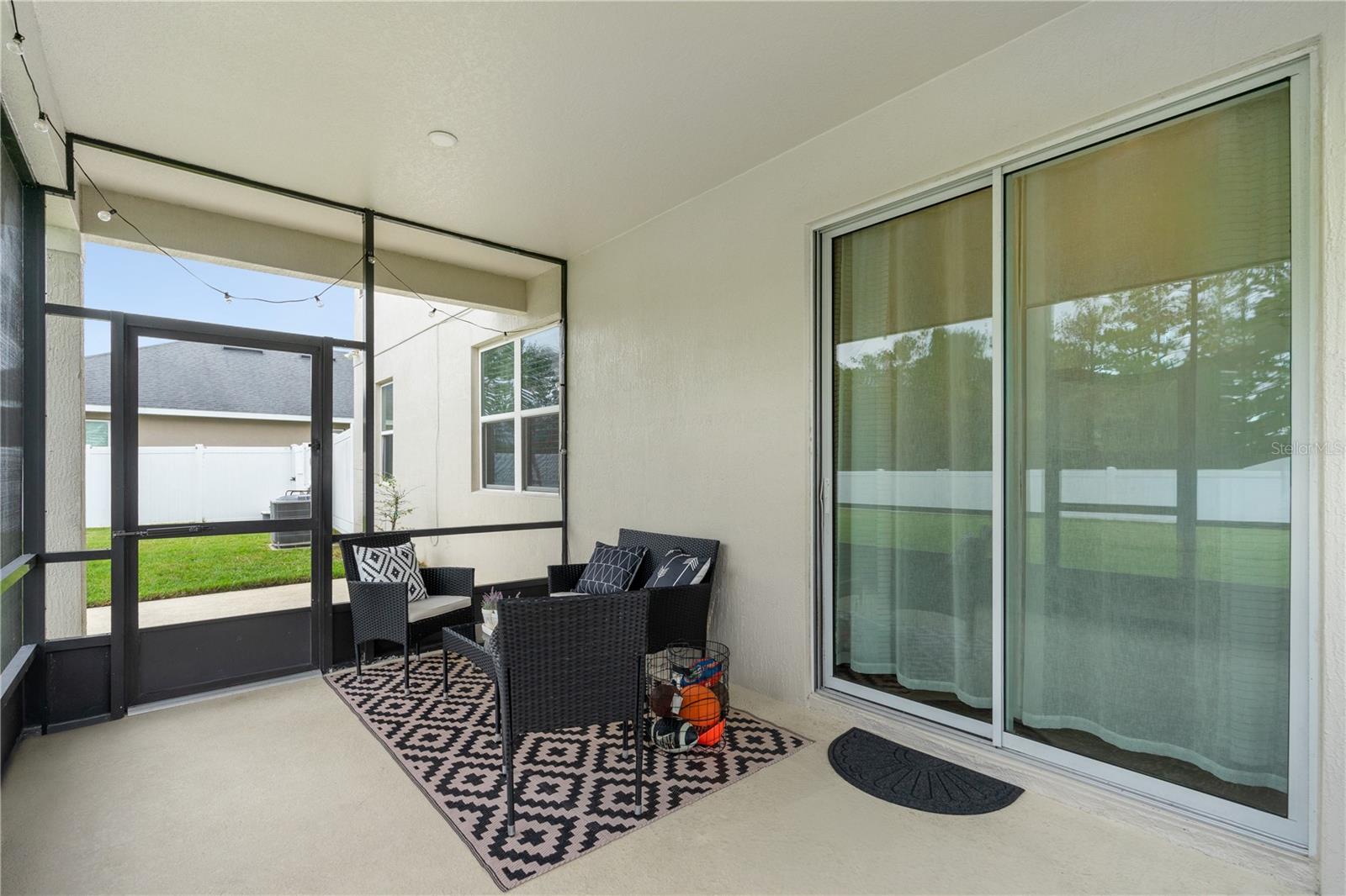 Image 12 of 72 For 20 Abacus Avenue