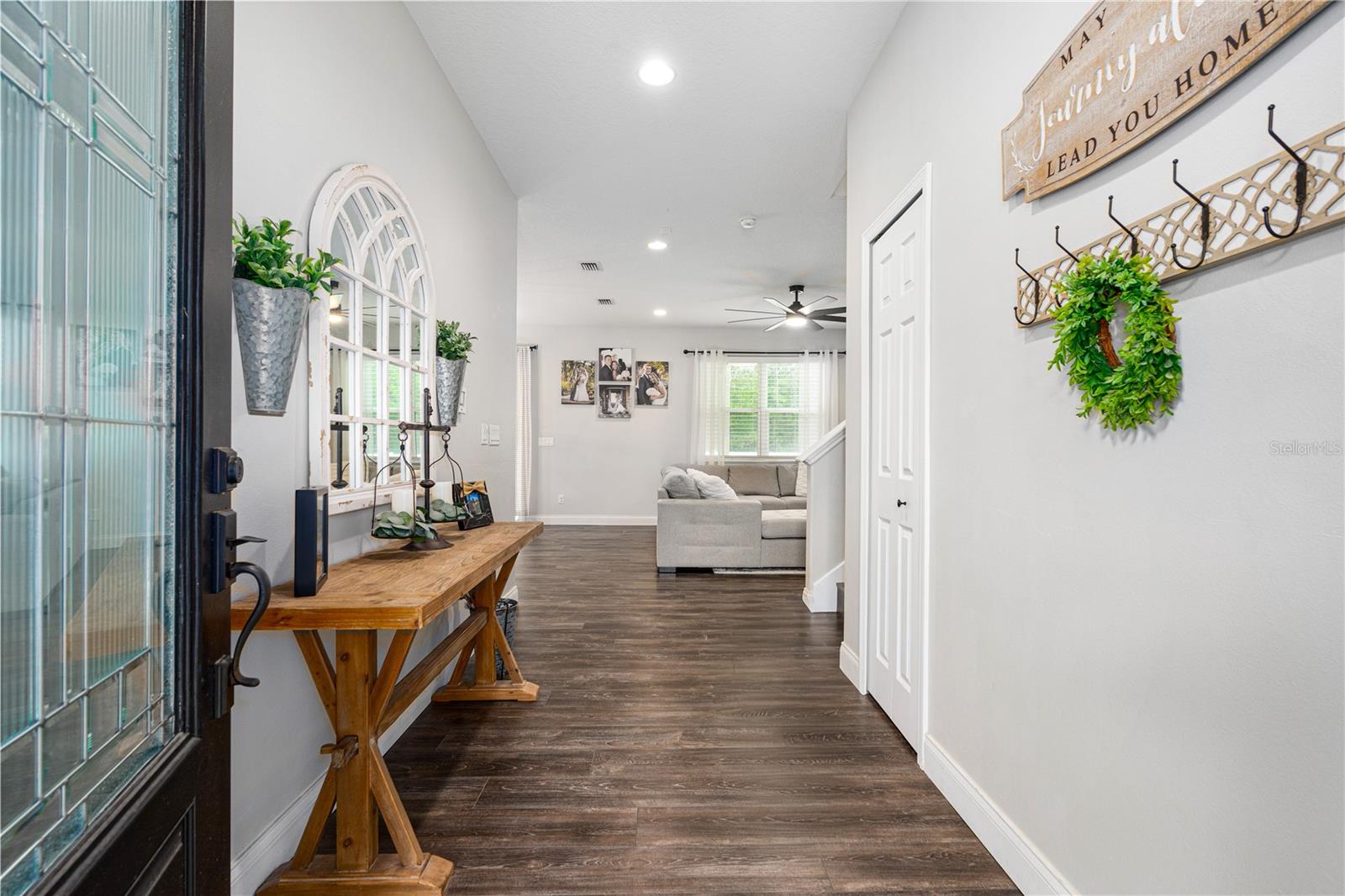 Image 14 of 72 For 20 Abacus Avenue