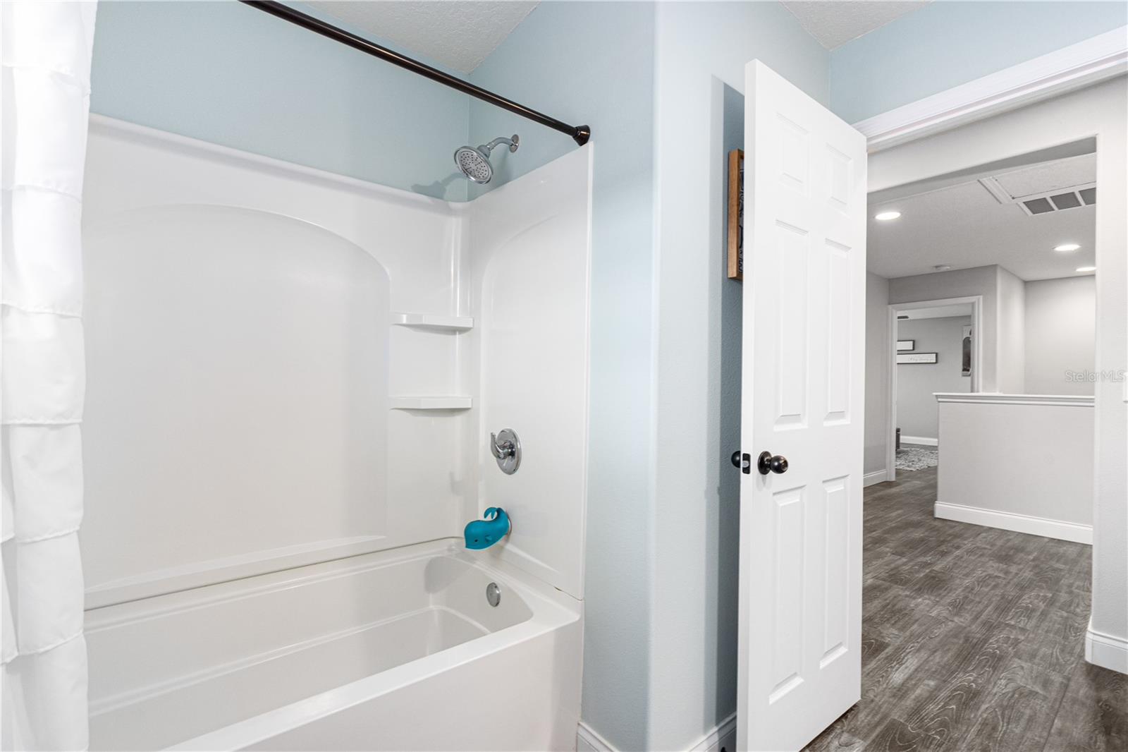 Image 45 of 72 For 20 Abacus Avenue