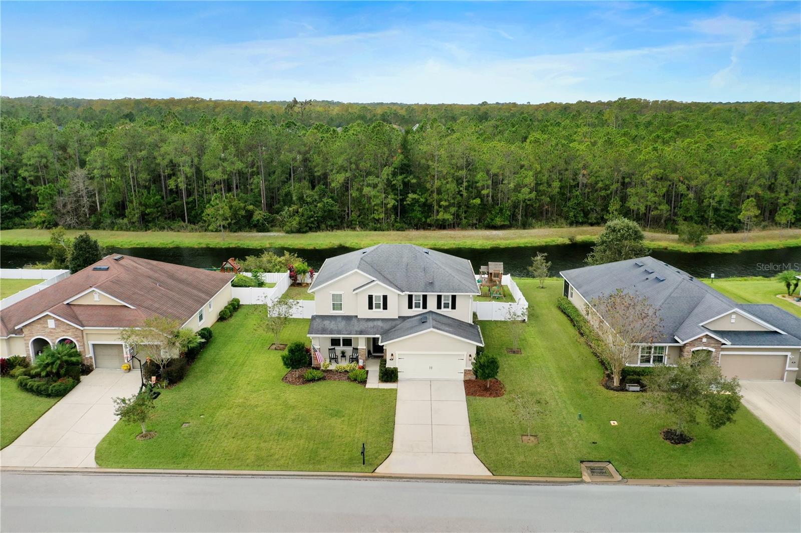 Image 47 of 72 For 20 Abacus Avenue