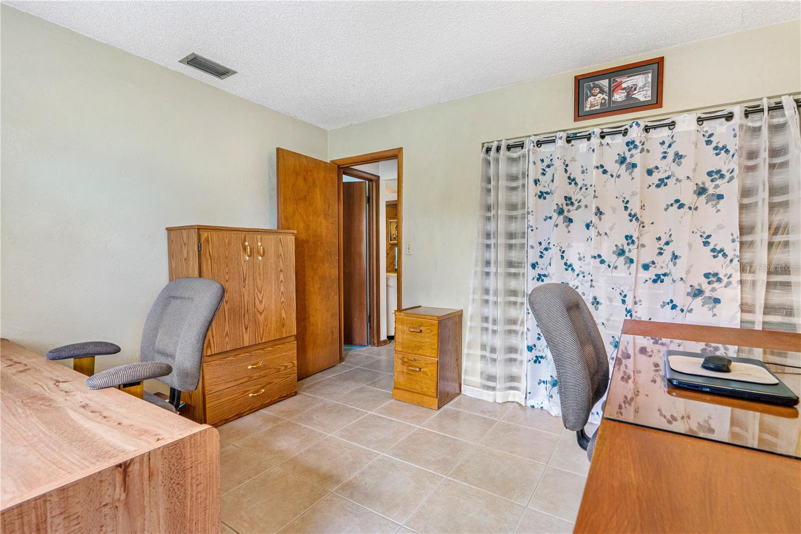 Image 19 of 39 For 3743 Jackson Street