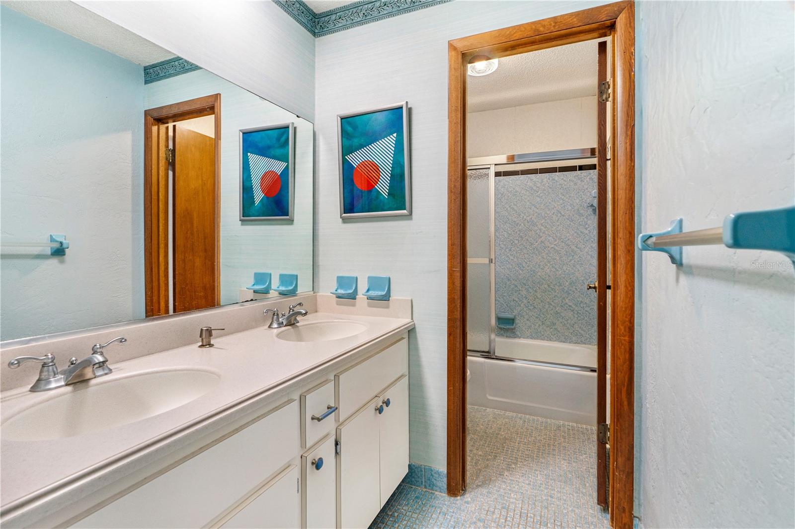 Image 20 of 39 For 3743 Jackson Street