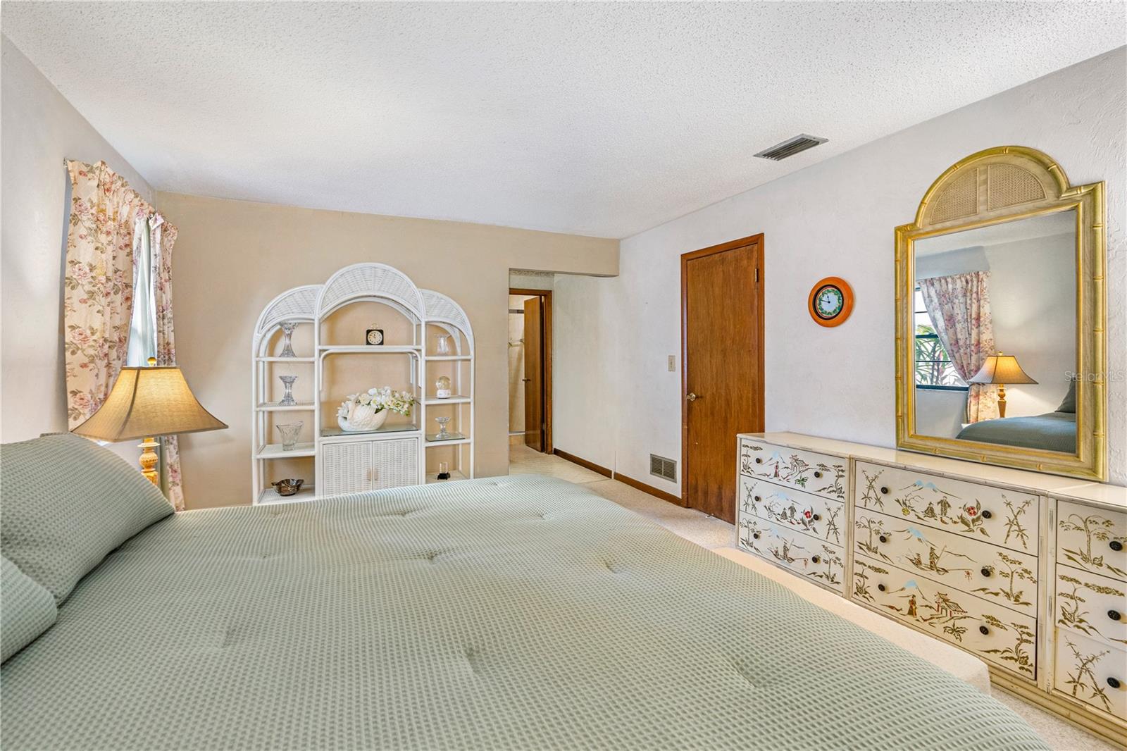 Image 9 of 39 For 3743 Jackson Street