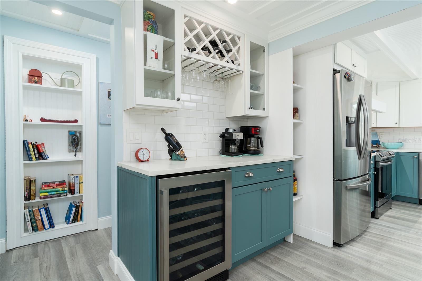 Image 12 of 52 For 838 17th Avenue