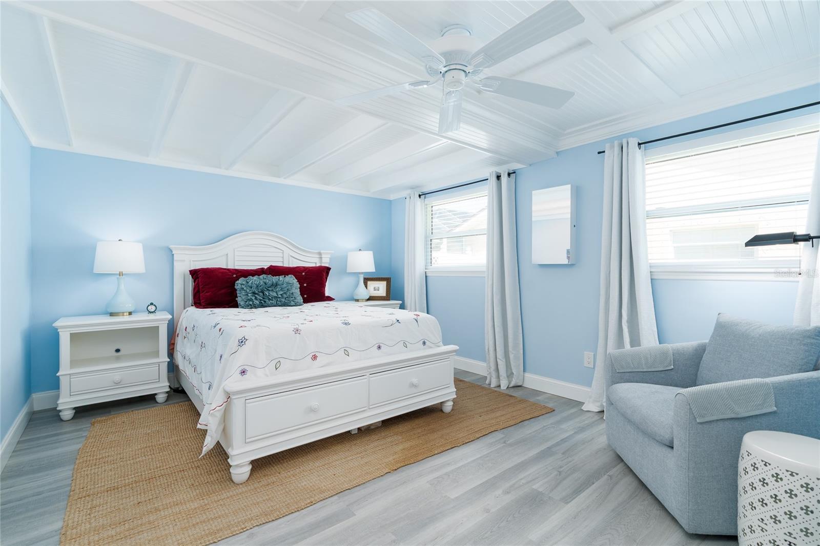 Image 20 of 52 For 838 17th Avenue