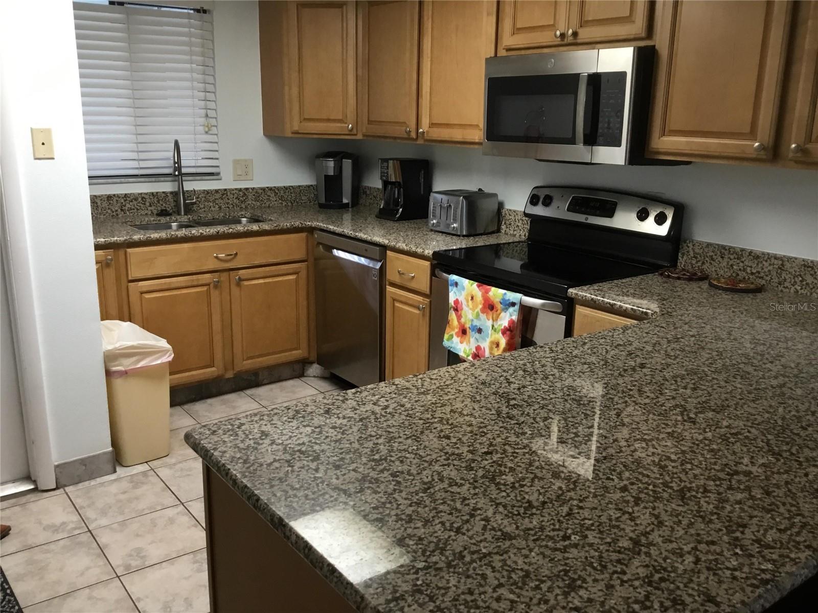 Image 11 of 15 For 1571 Atlantic Avenue 406