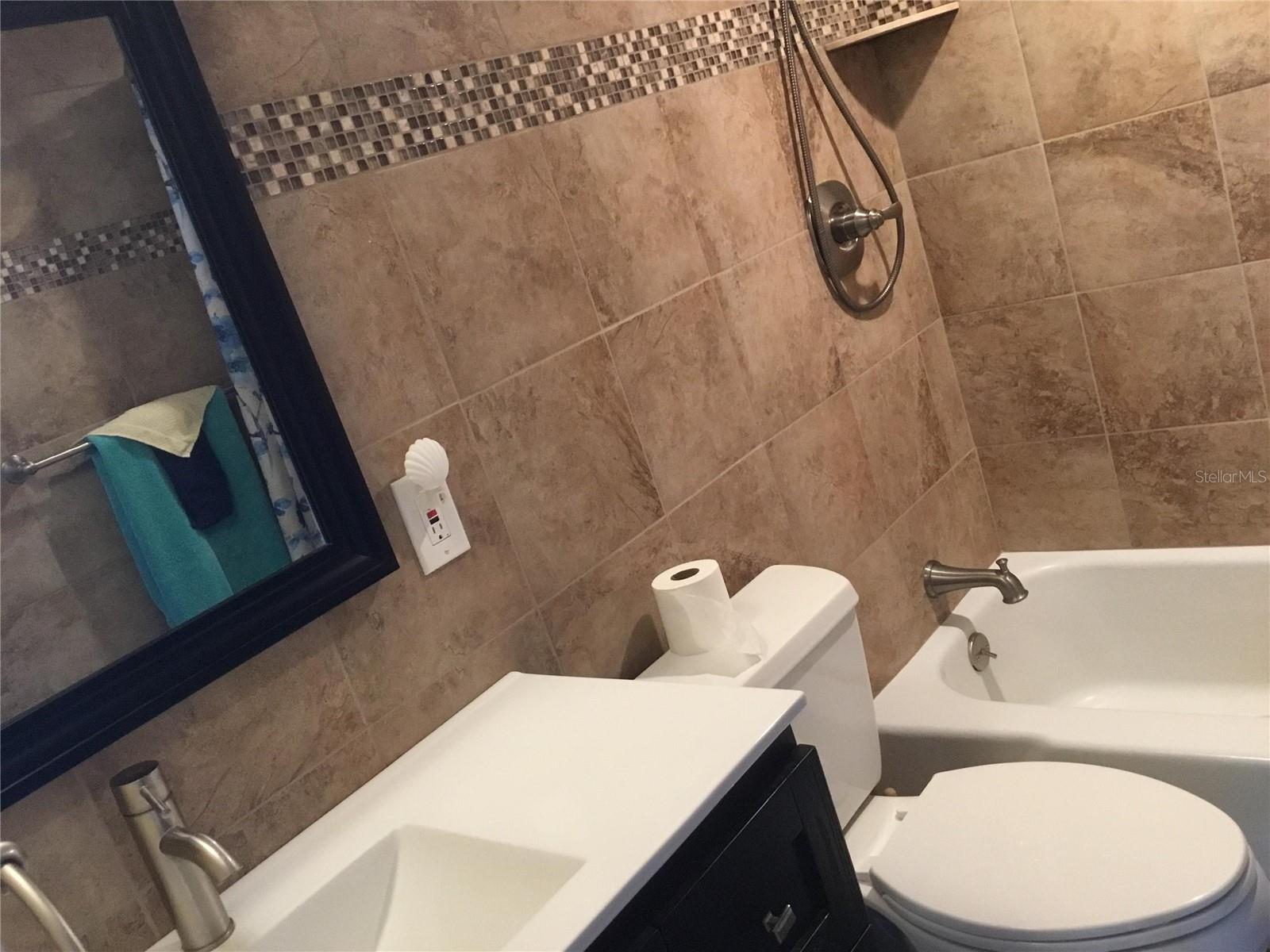 Image 6 of 9 For 1571 Atlantic Avenue 410