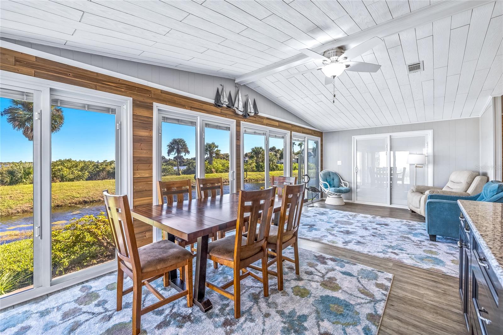 Image 11 of 65 For 251 Golden Bay Boulevard