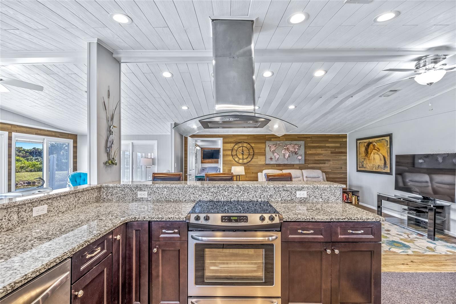 Image 15 of 65 For 251 Golden Bay Boulevard