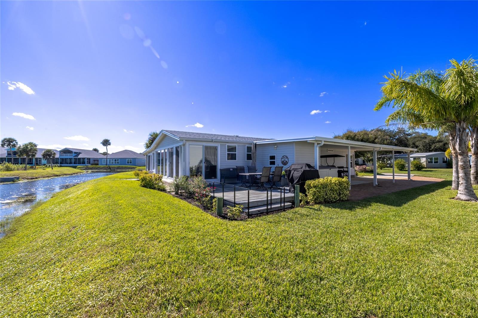 Image 21 of 65 For 251 Golden Bay Boulevard