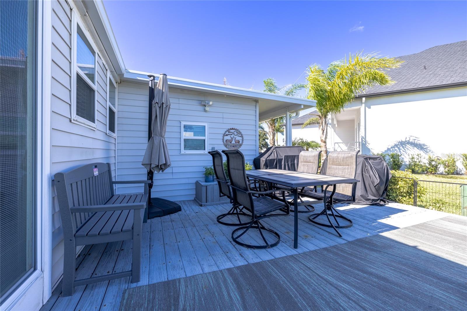 Image 24 of 65 For 251 Golden Bay Boulevard