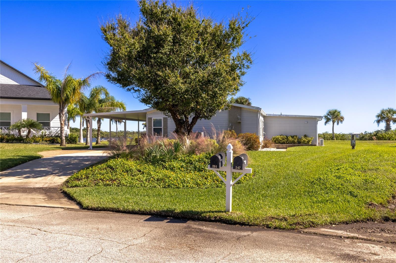 Image 3 of 65 For 251 Golden Bay Boulevard