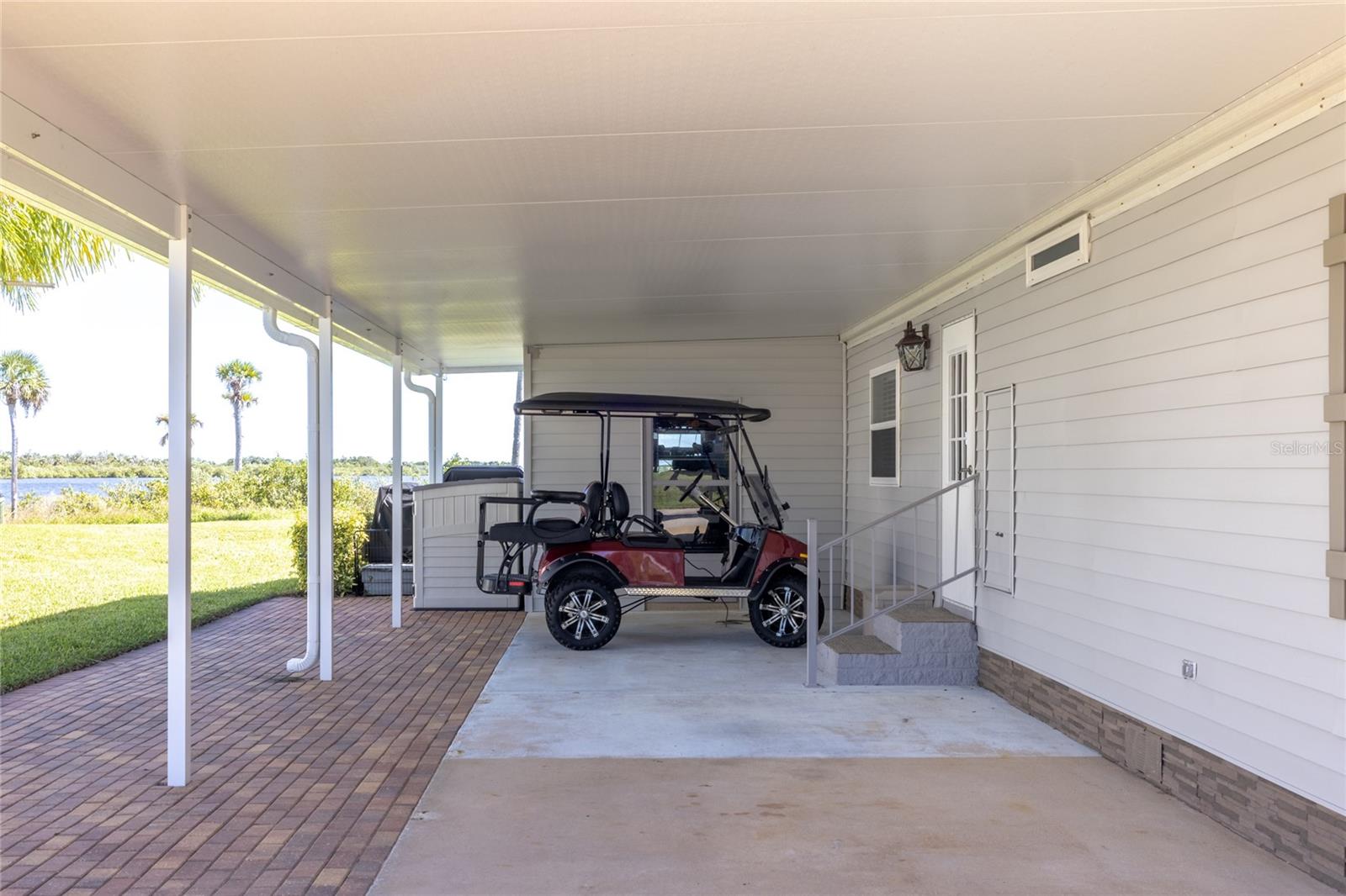 Image 8 of 65 For 251 Golden Bay Boulevard