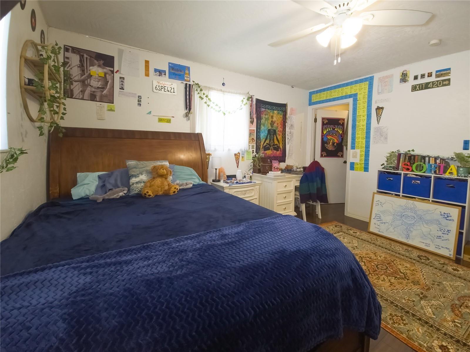 Image 36 of 47 For 1012 Riverside Drive