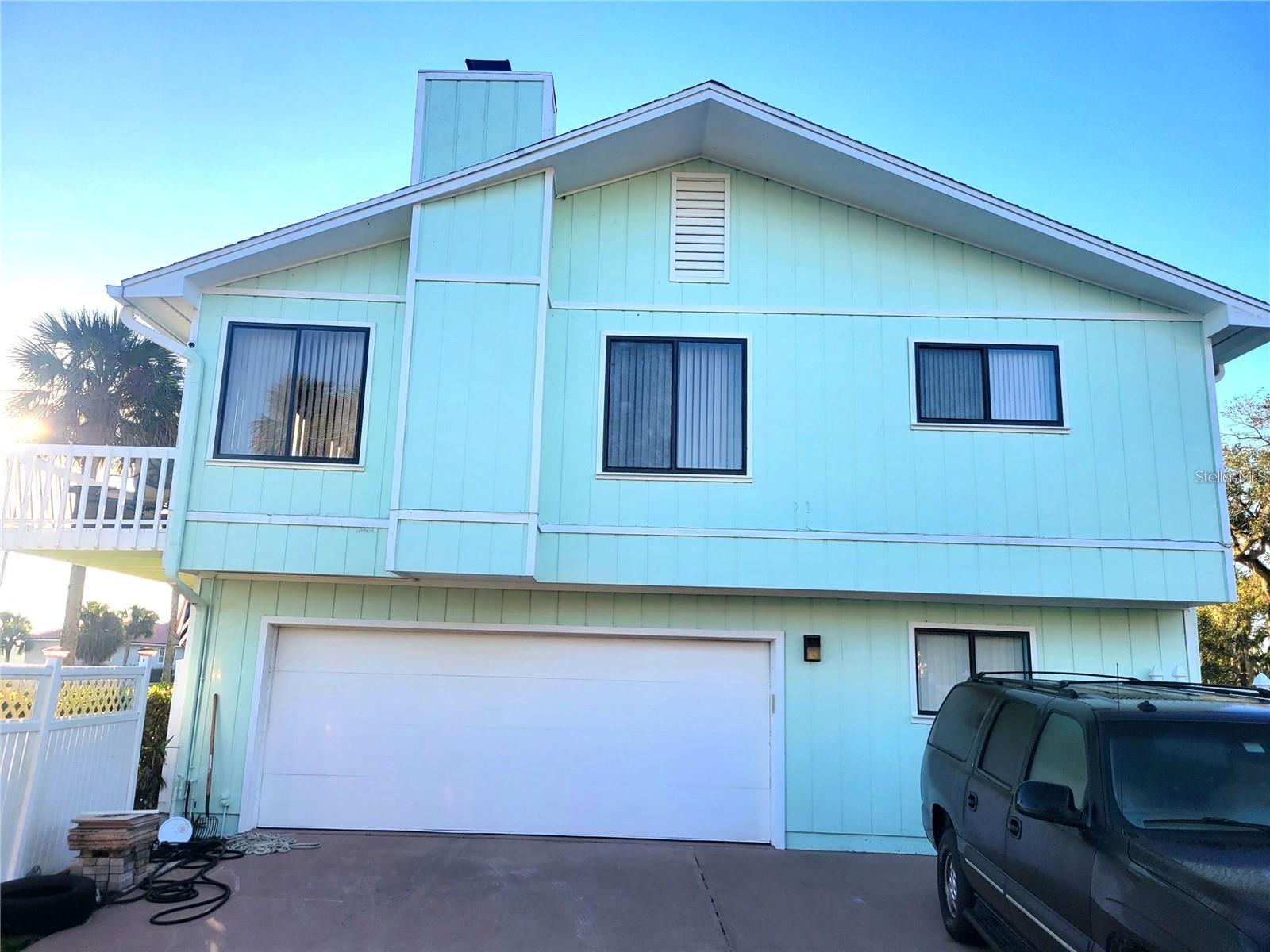 Image 7 of 47 For 1012 Riverside Drive