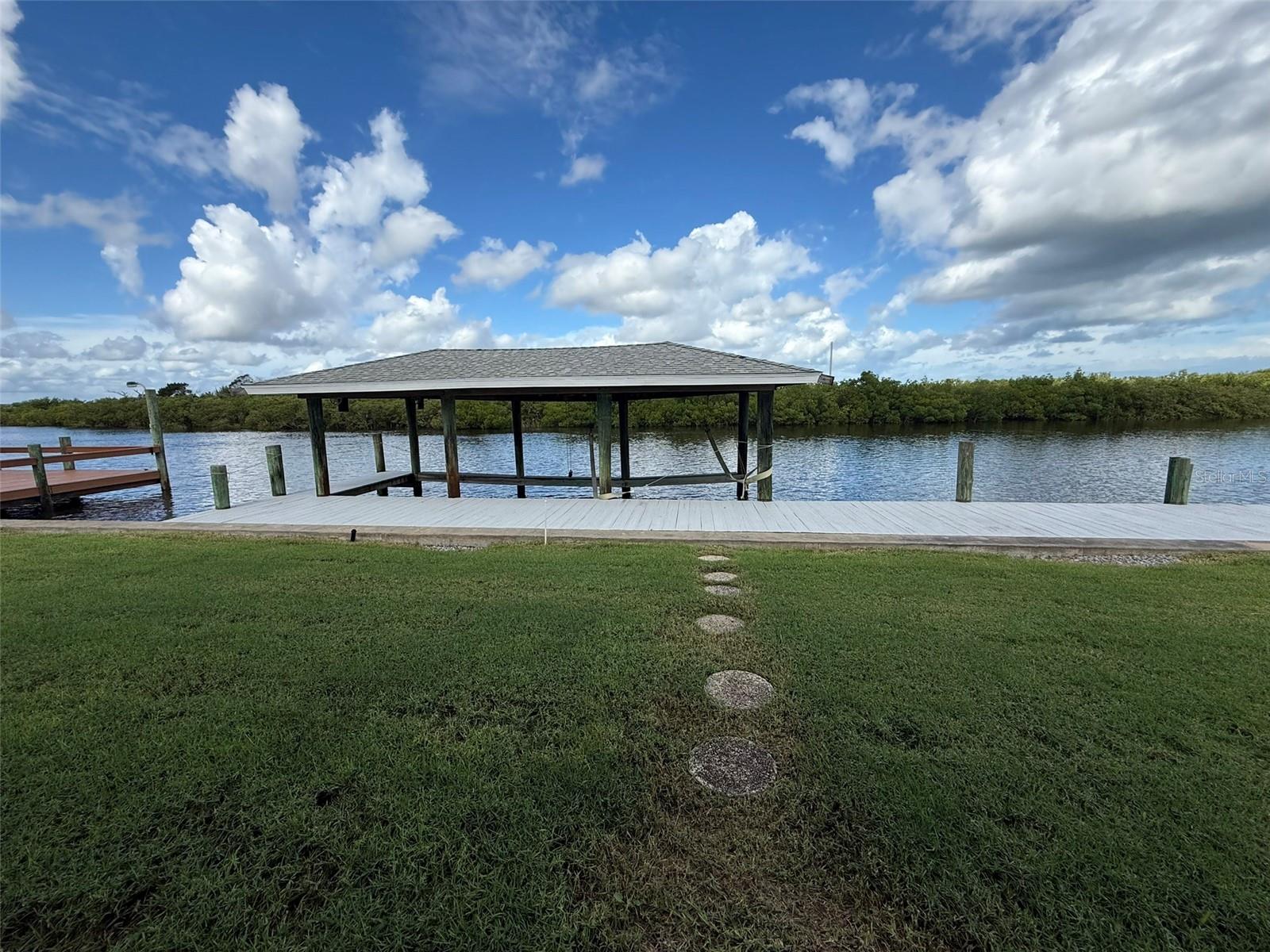 Image 16 of 21 For 126 Old Carriage Road