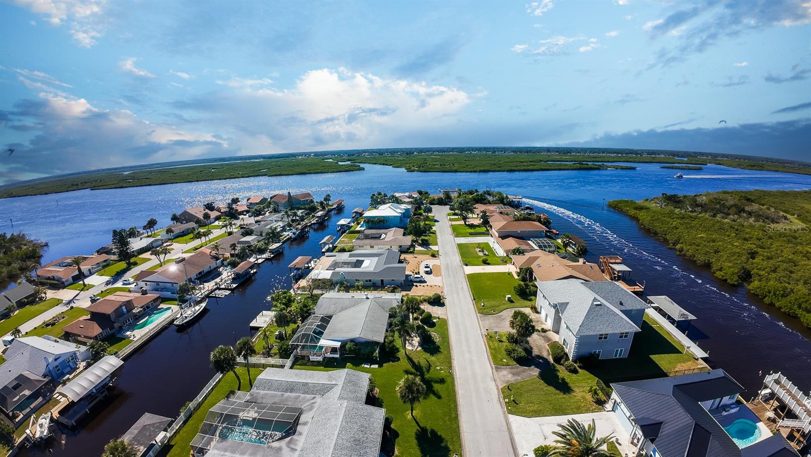 Image 7 of 21 For 126 Old Carriage Road