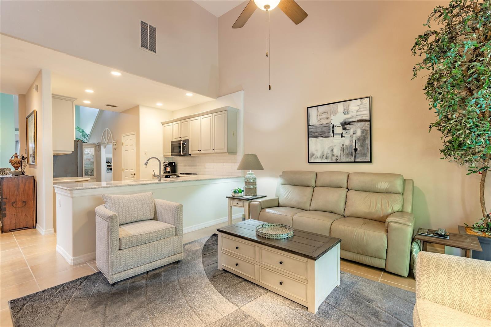 Image 10 of 61 For 3573 Romea Circle