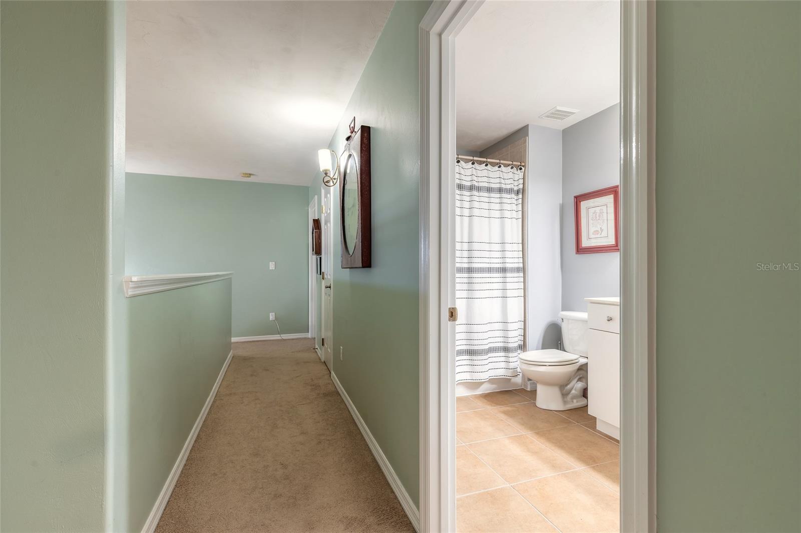 Image 40 of 61 For 3573 Romea Circle