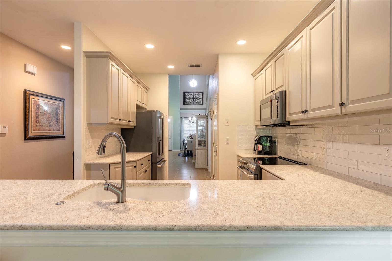 Image 7 of 61 For 3573 Romea Circle