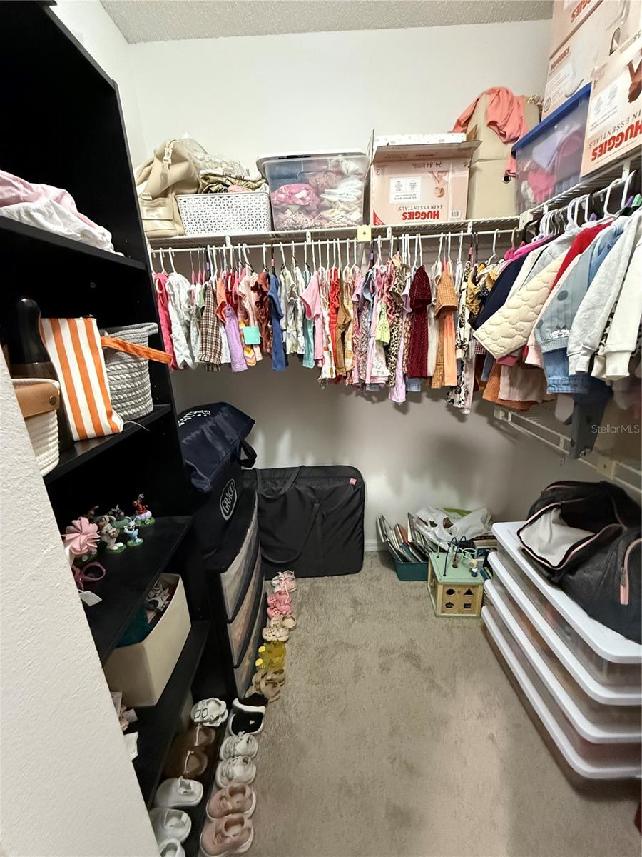 Image 17 of 49 For 1819 Amboy Drive