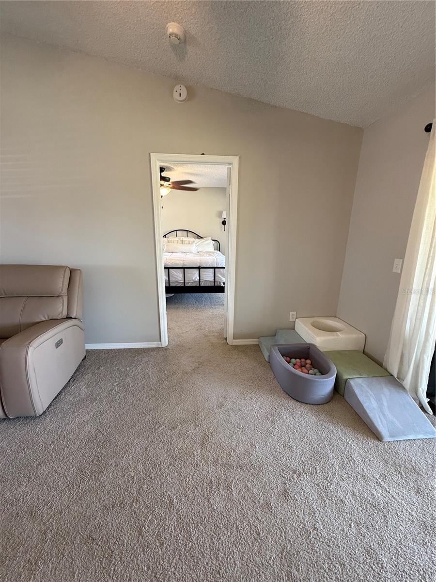 Image 25 of 49 For 1819 Amboy Drive