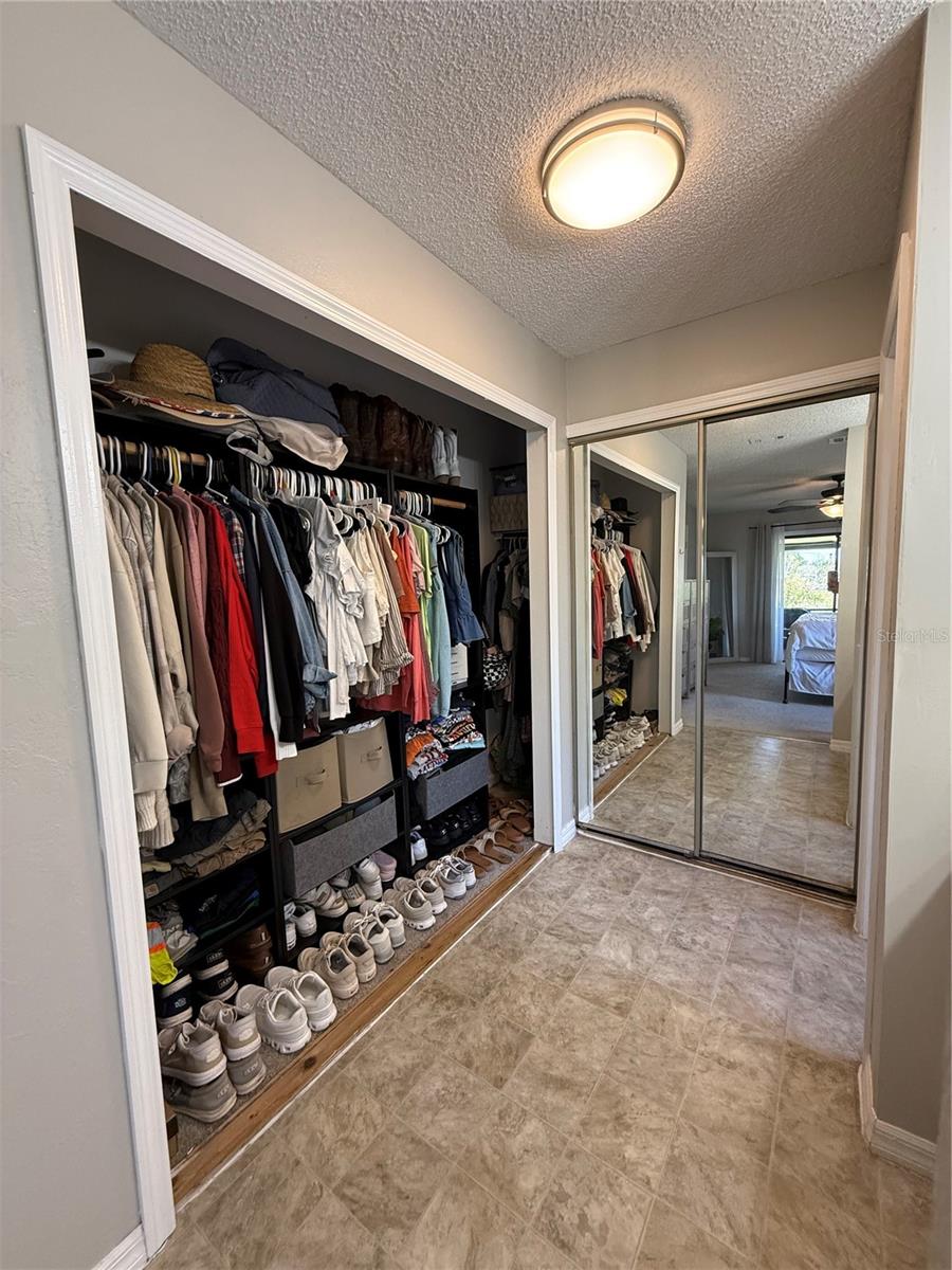 Image 31 of 49 For 1819 Amboy Drive