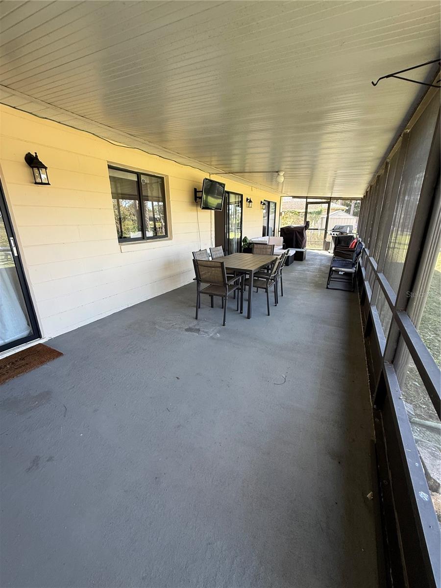 Image 35 of 49 For 1819 Amboy Drive