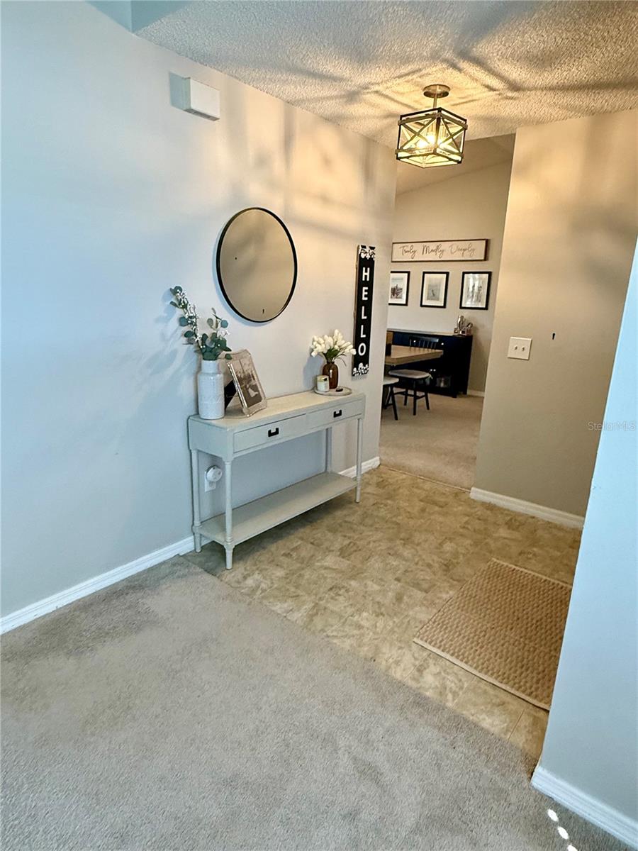 Image 4 of 49 For 1819 Amboy Drive