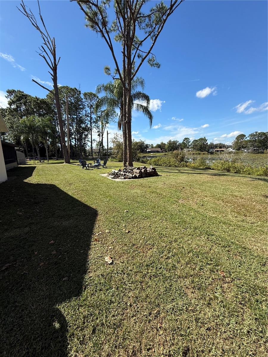 Image 43 of 49 For 1819 Amboy Drive