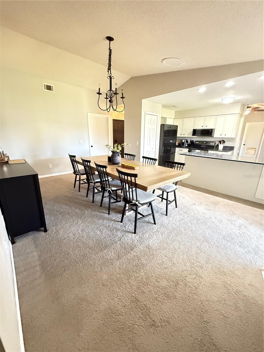 Image 5 of 49 For 1819 Amboy Drive