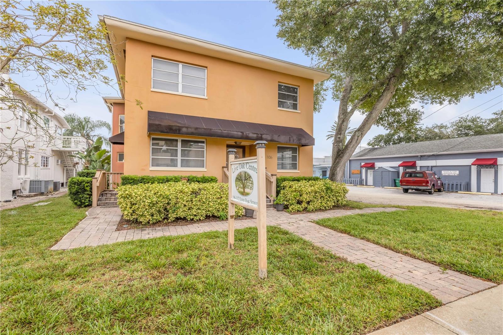 Image 2 of 79 For 106 Live Oak Street