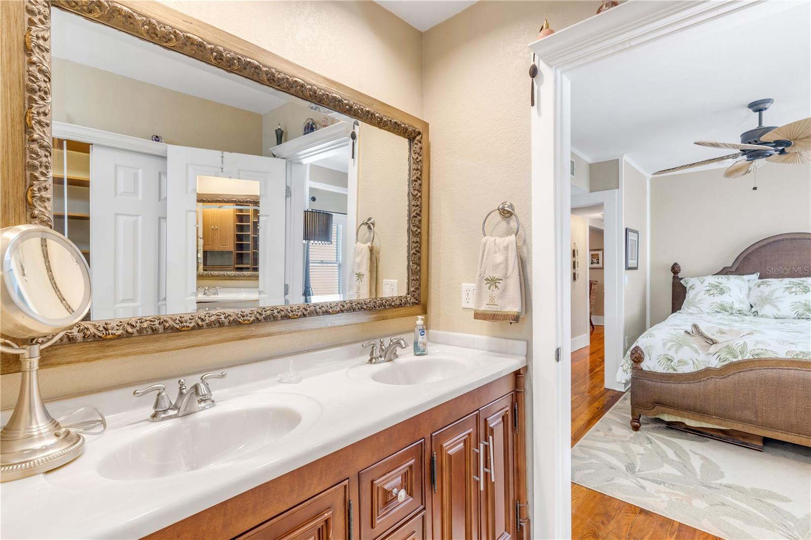 Image 51 of 79 For 106 Live Oak Street