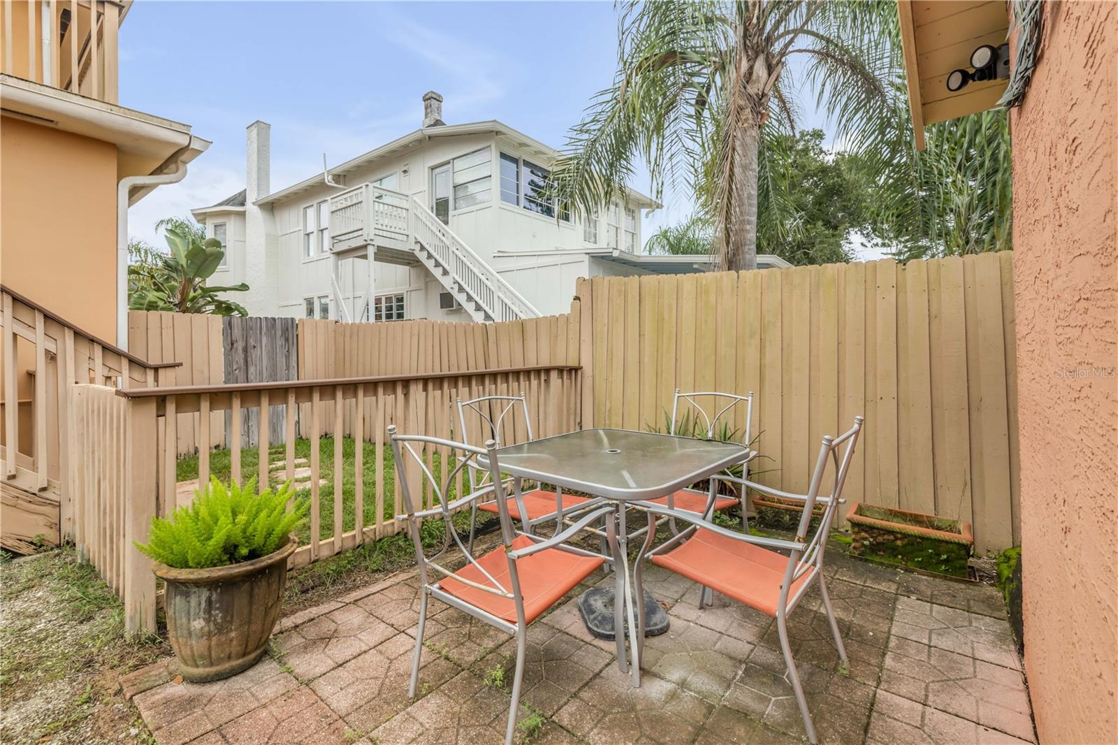 Image 54 of 79 For 106 Live Oak Street