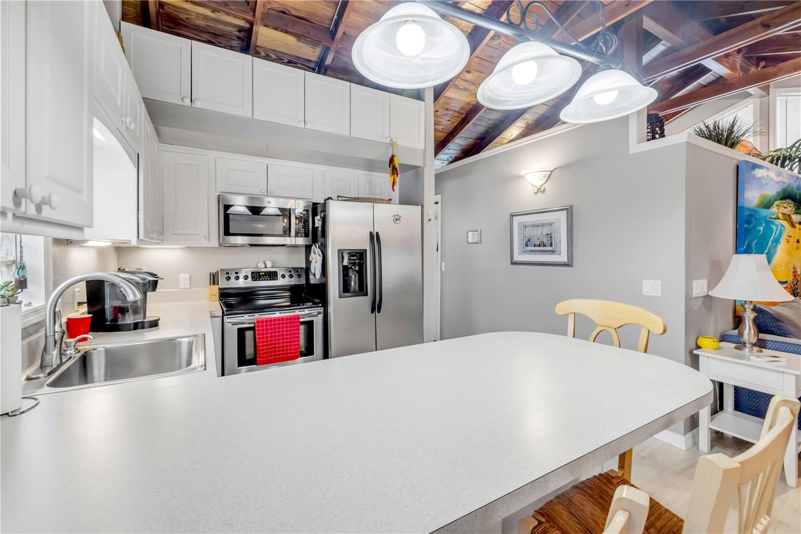 Image 63 of 79 For 106 Live Oak Street