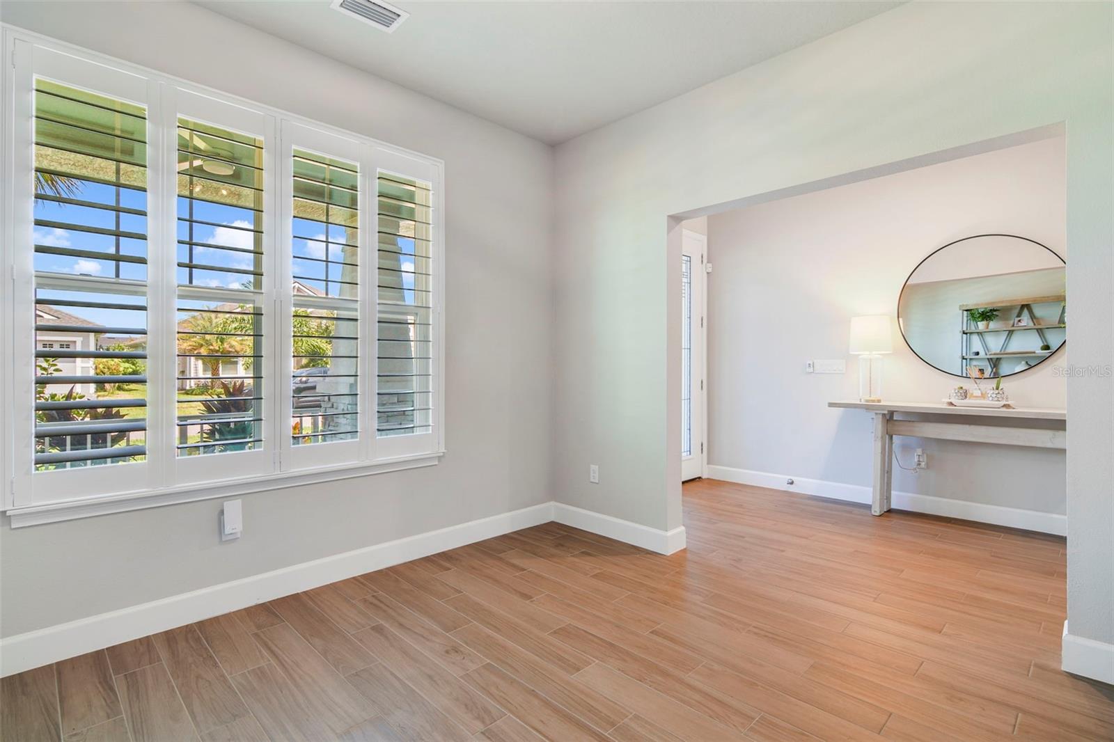 Image 11 of 34 For 6266 Fallsgrove Lane