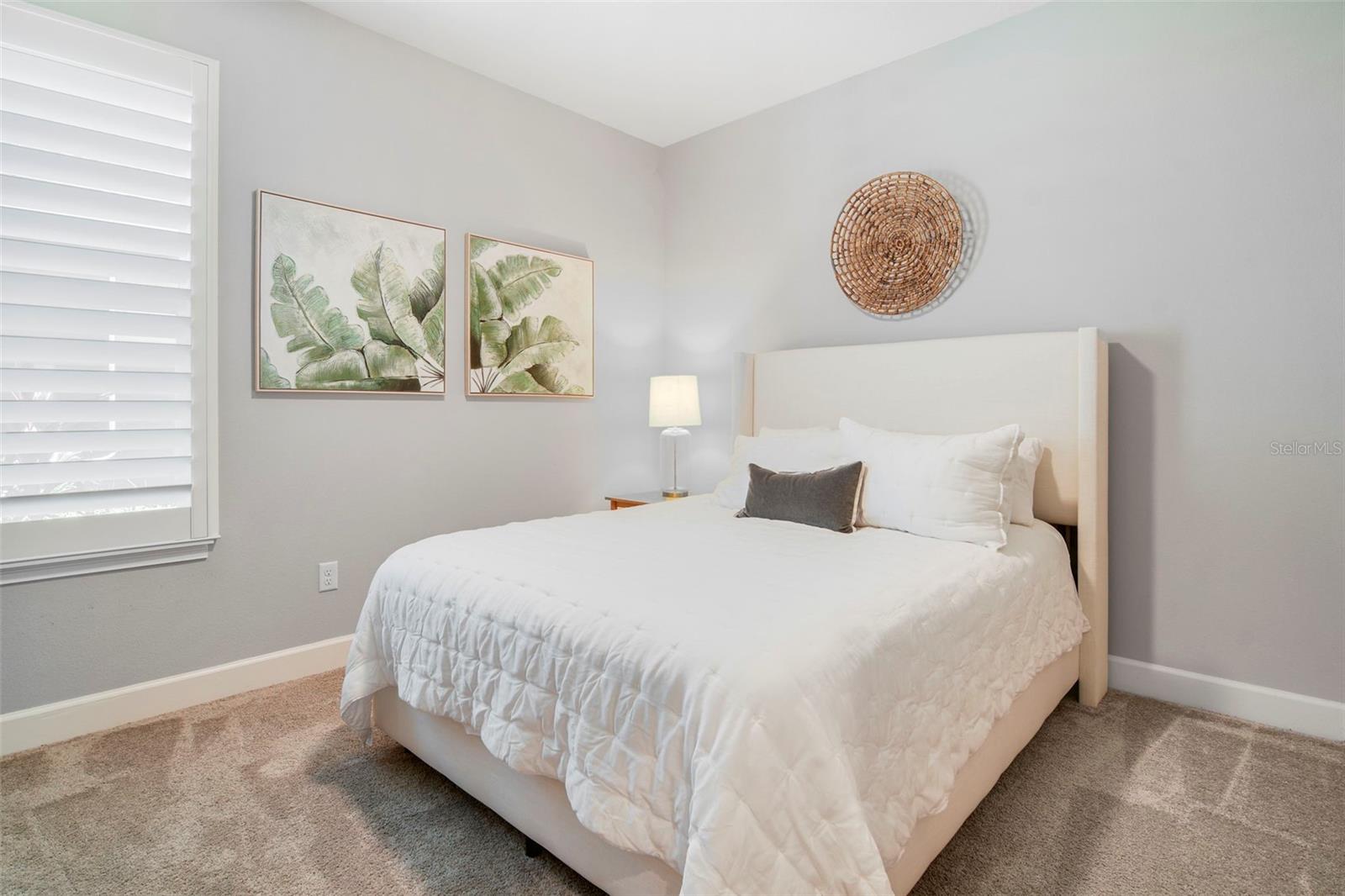 Image 17 of 34 For 6266 Fallsgrove Lane