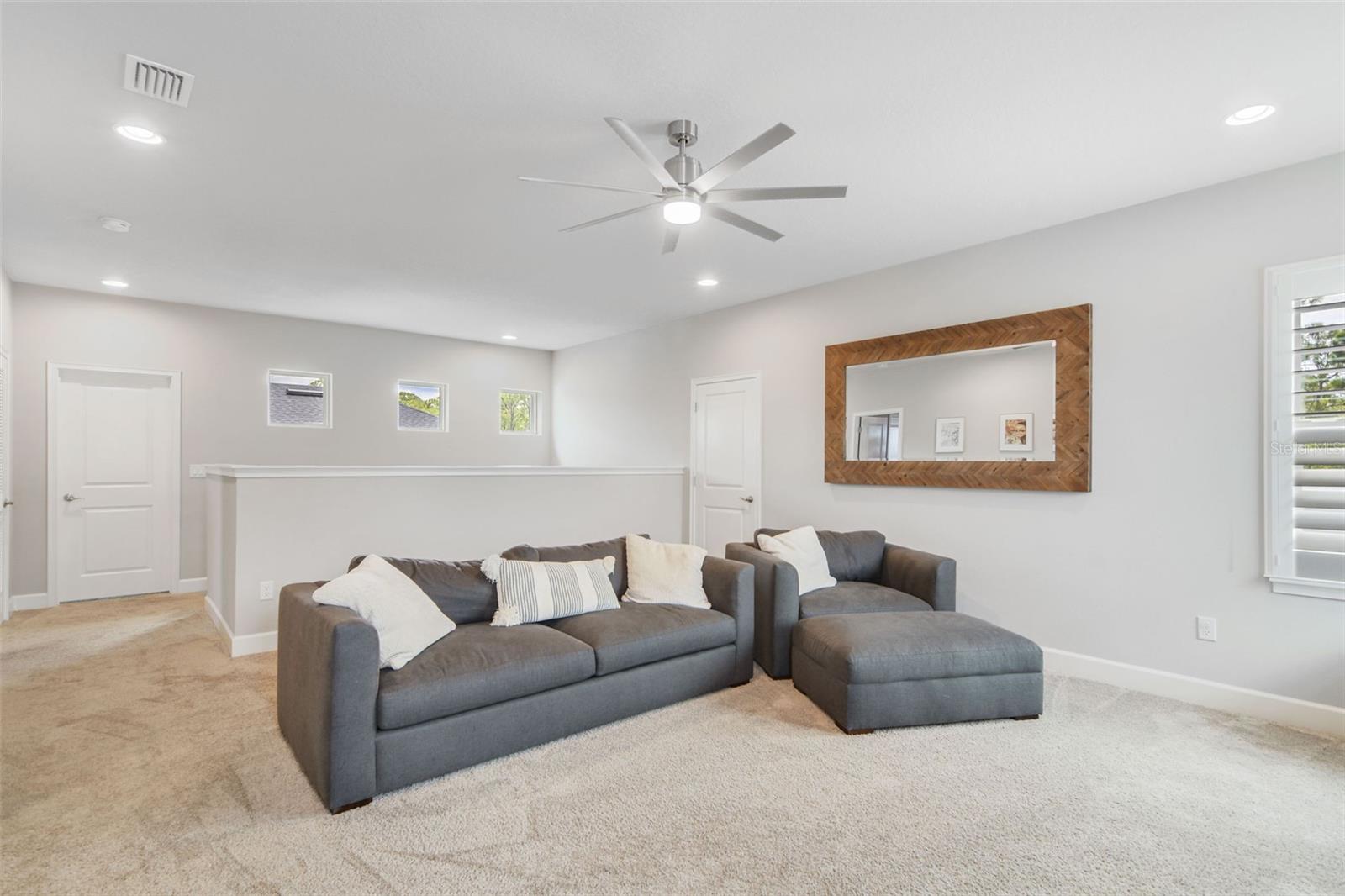 Image 19 of 34 For 6266 Fallsgrove Lane