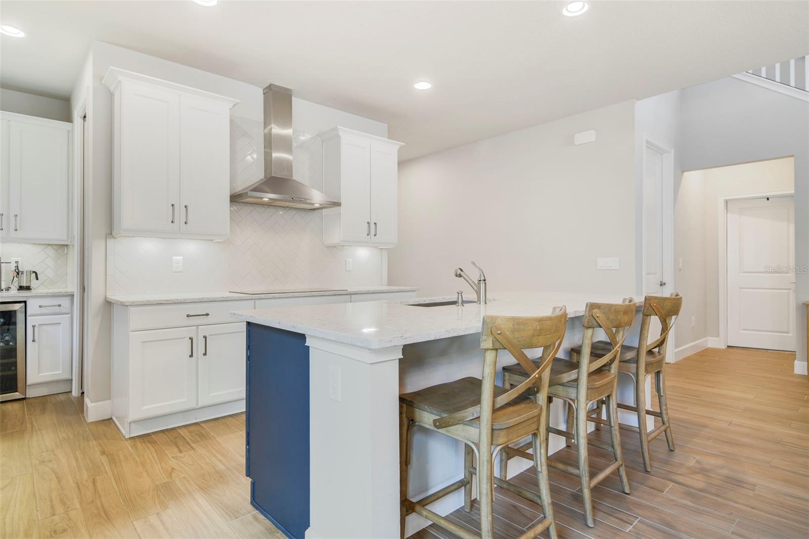 Image 7 of 34 For 6266 Fallsgrove Lane