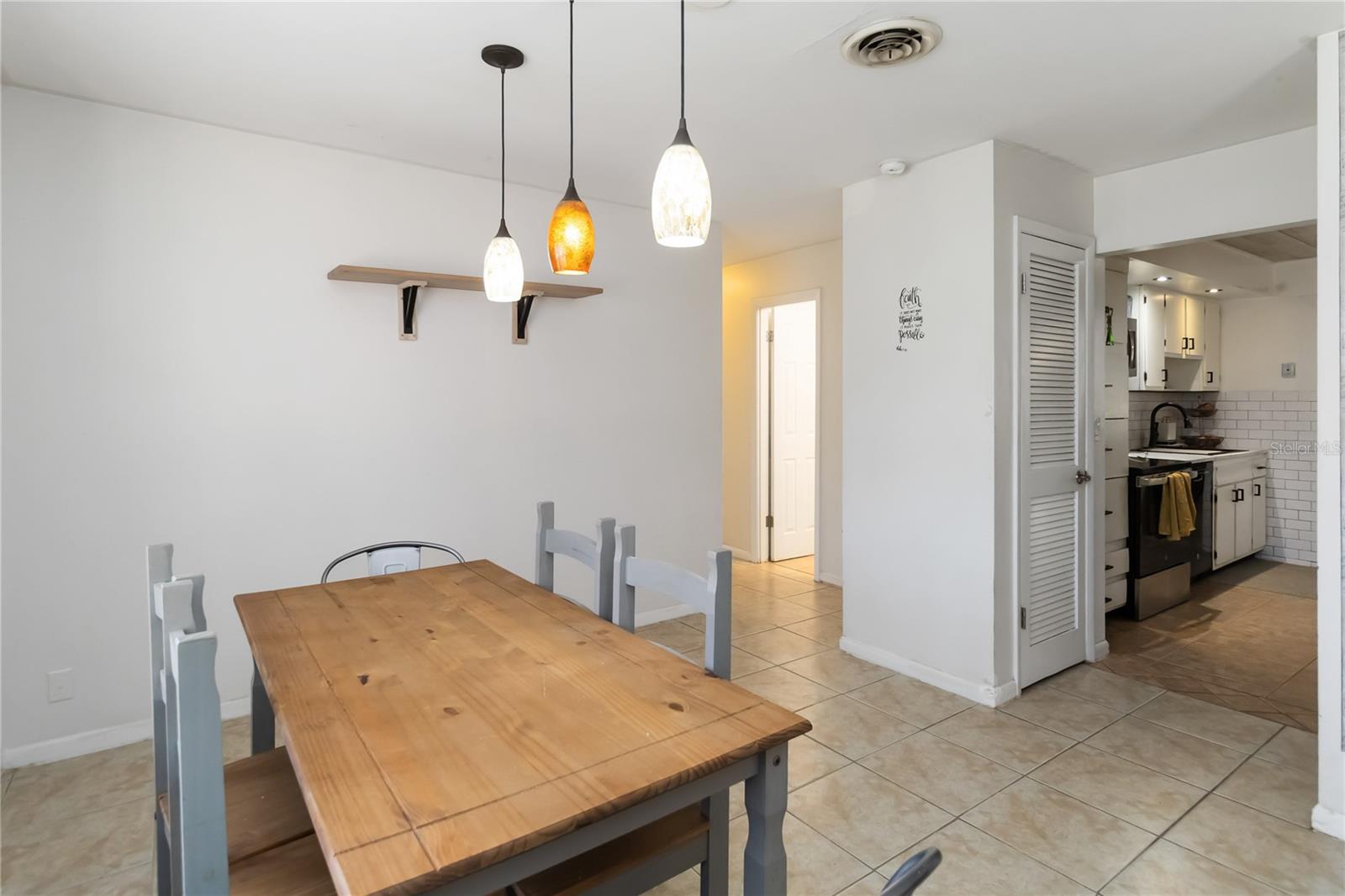 Image 12 of 23 For 118 Lake Minnie Drive