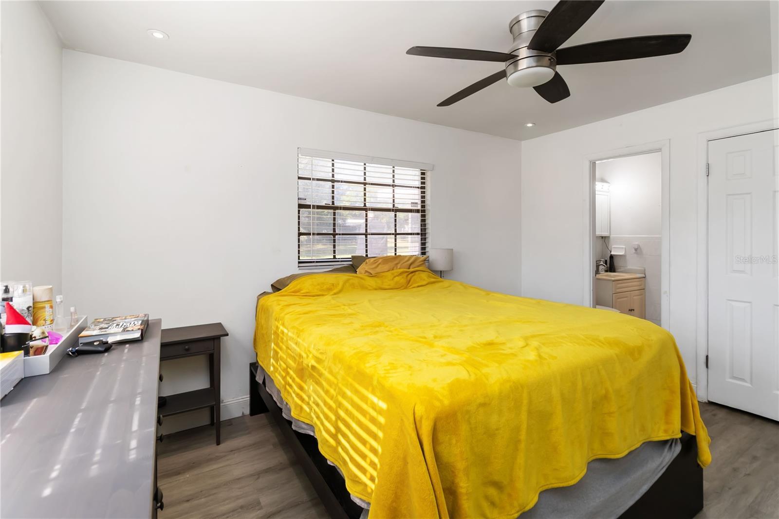 Image 15 of 23 For 118 Lake Minnie Drive