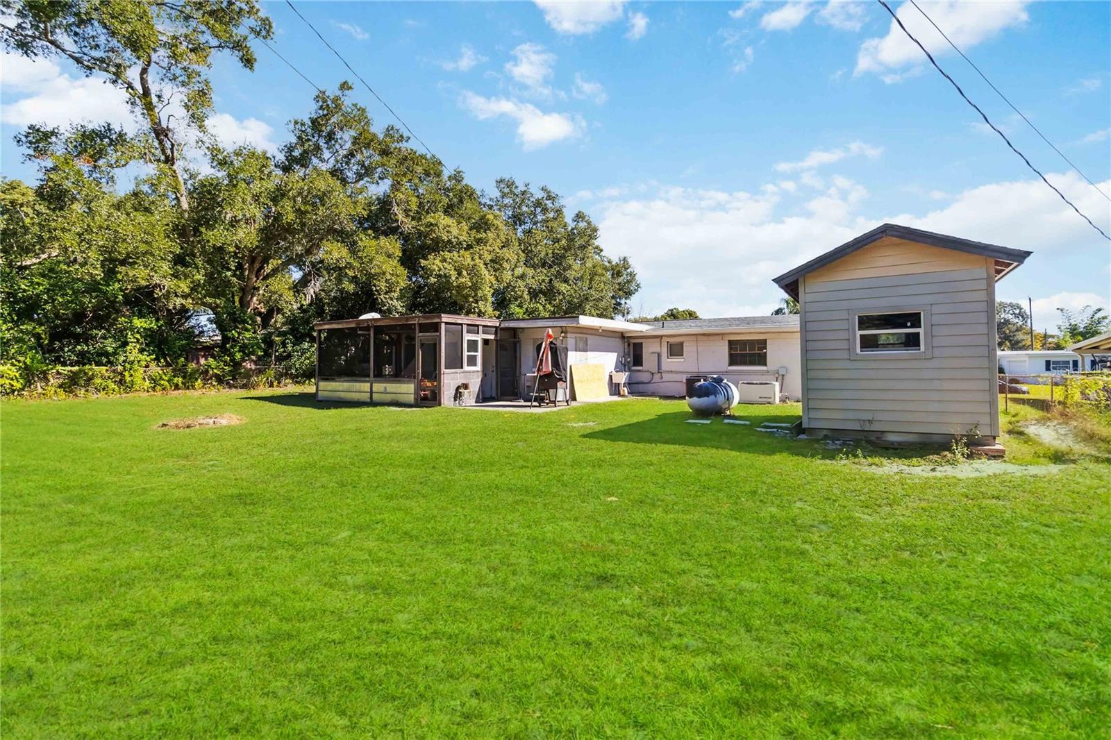 Image 21 of 23 For 118 Lake Minnie Drive