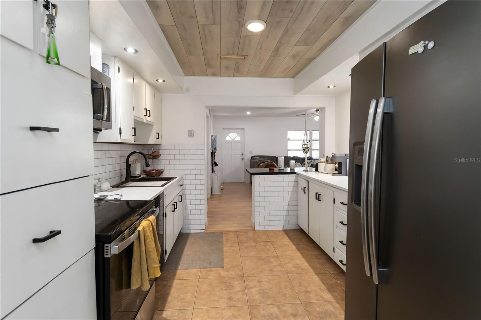 Image 9 of 23 For 118 Lake Minnie Drive