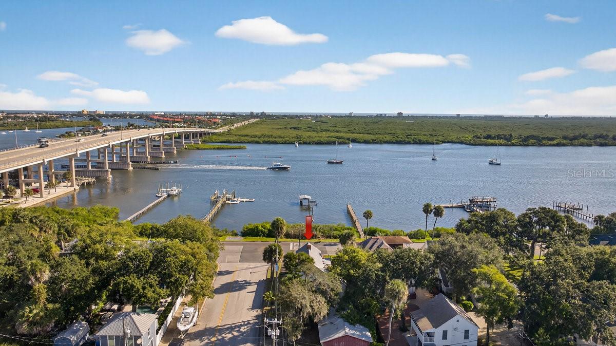 Image 11 of 52 For 500 Riverside Drive