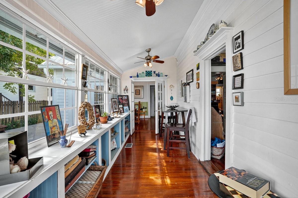 Image 23 of 52 For 500 Riverside Drive